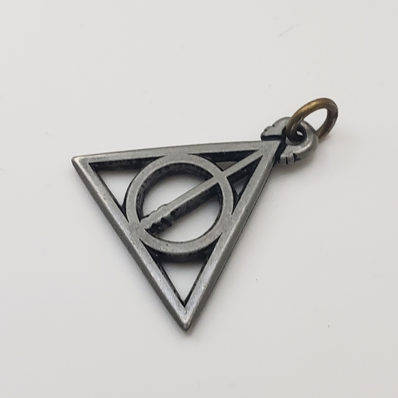 Harry Potter Deathly Hallows Pendant Triangle Geometric Symbol - Picture 5 of 6